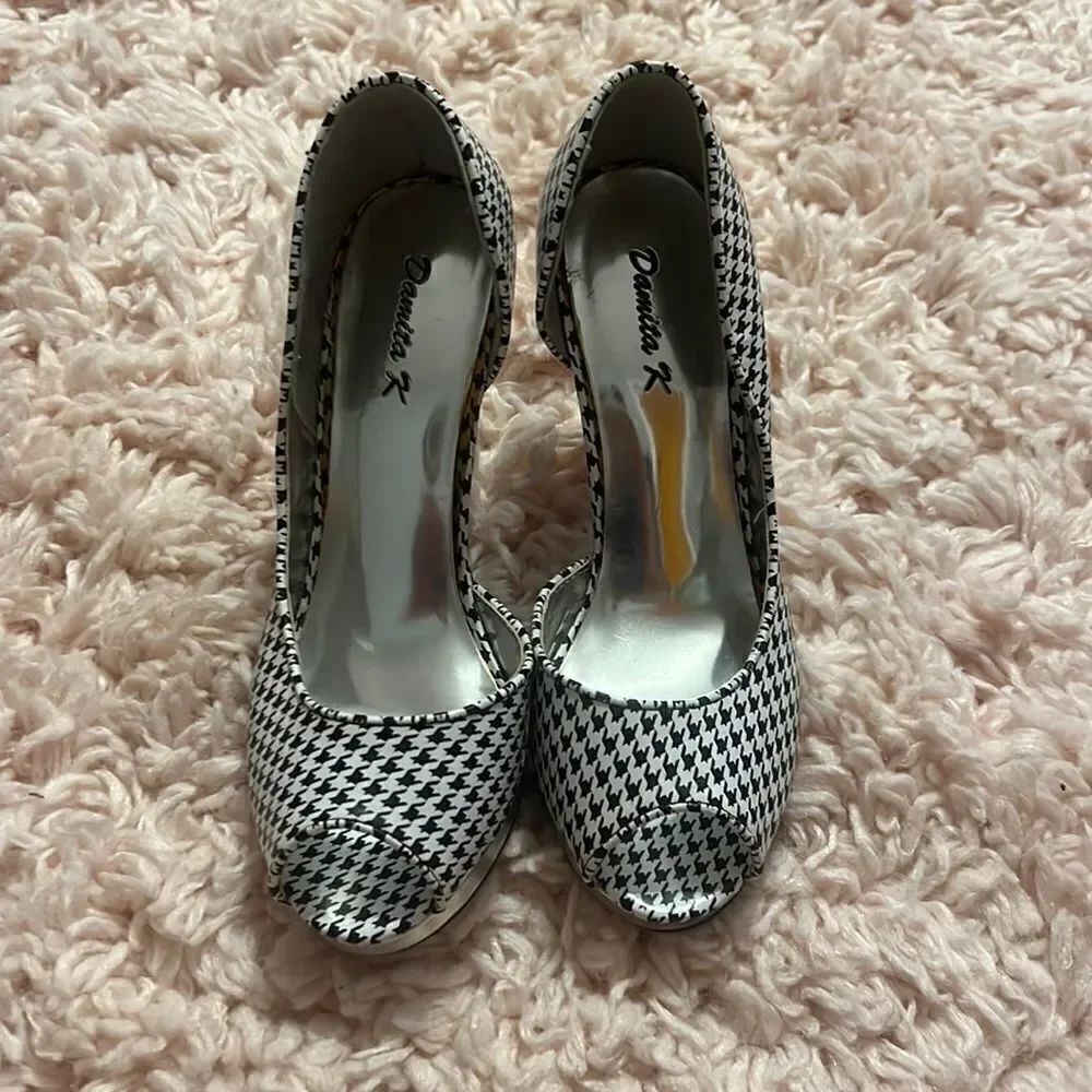 Damita K Size 6 “Alice”